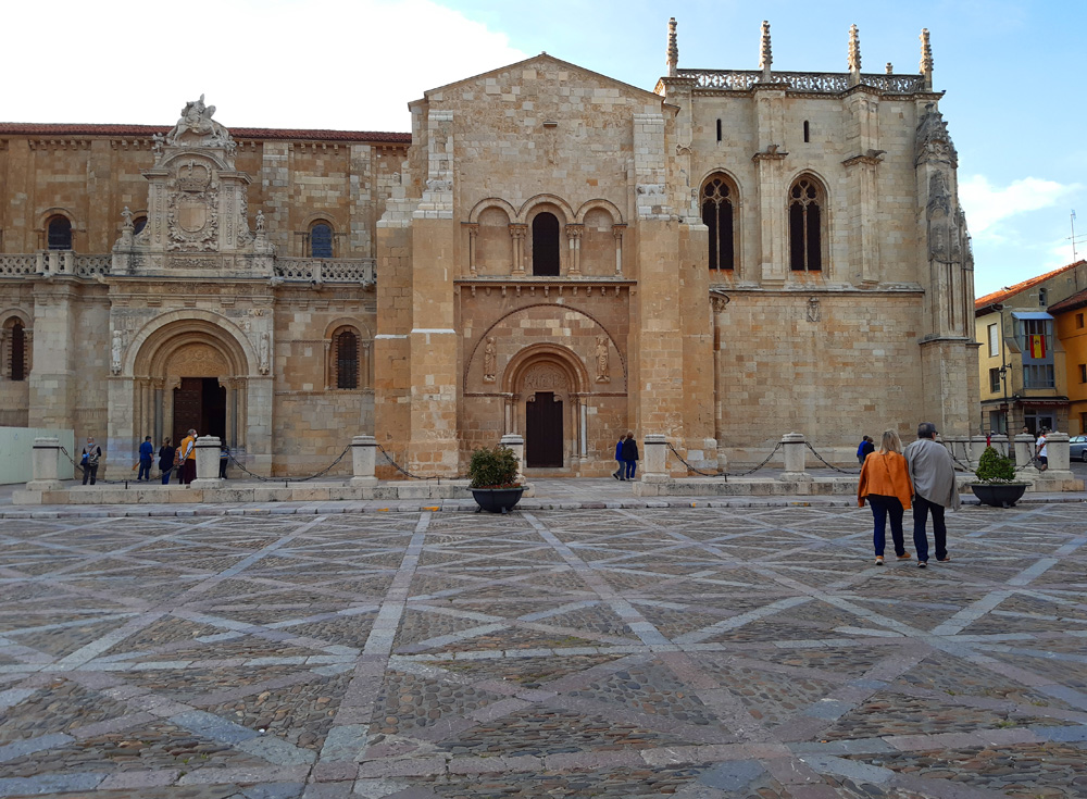 Basílica de San Isidoro, Leon