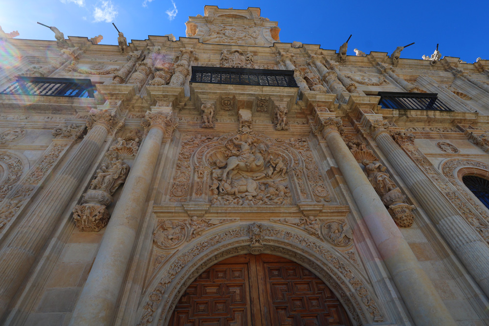 Highlights of a self-guided walking tour of León