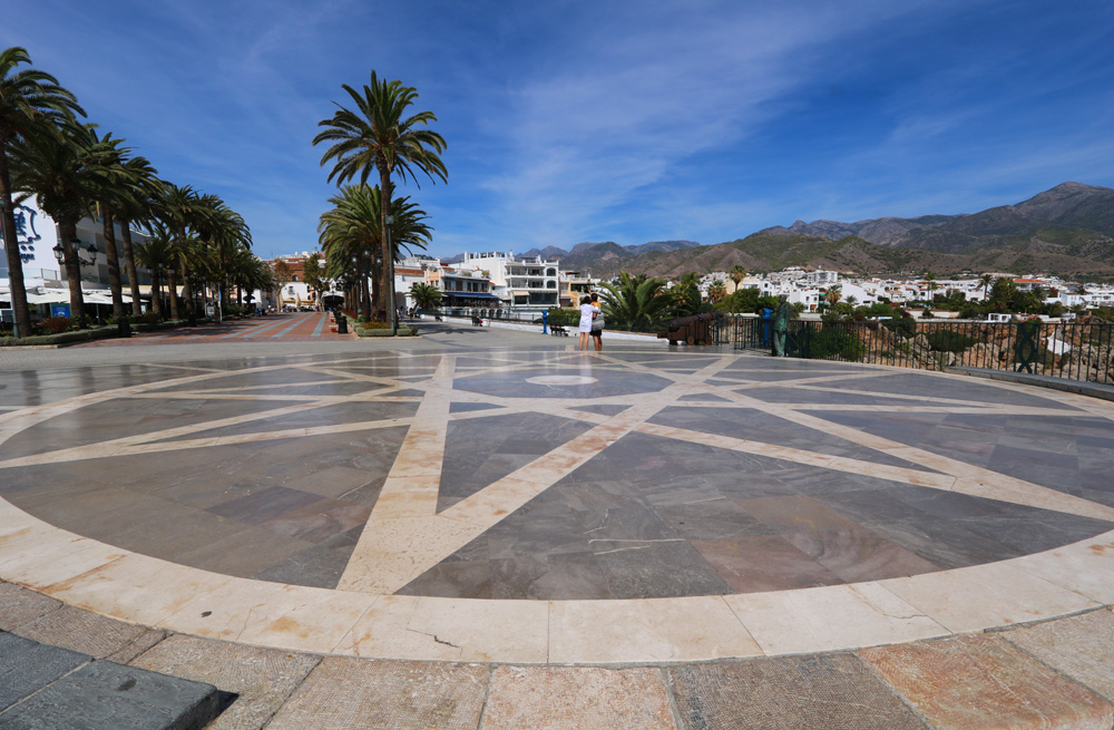 What is the town of Nerja like?