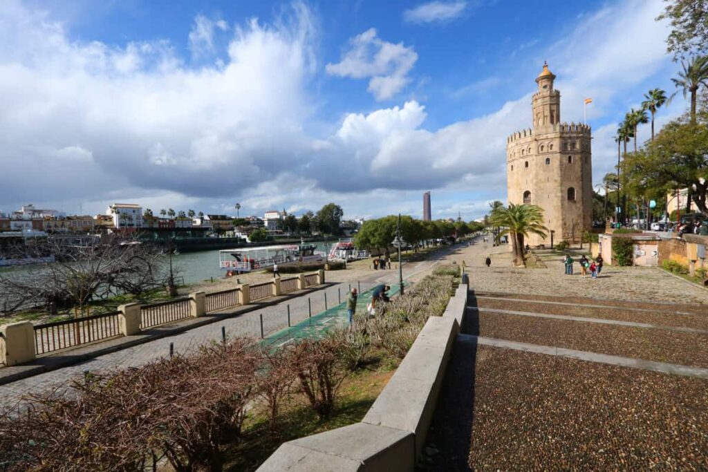 Seeing the highlights of Seville…while saving money!