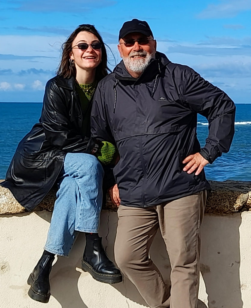 Why did this couple choose Cádiz
